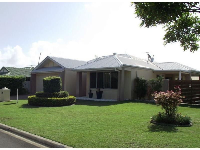 15 Schooner Court, Banksia Beach QLD 4507