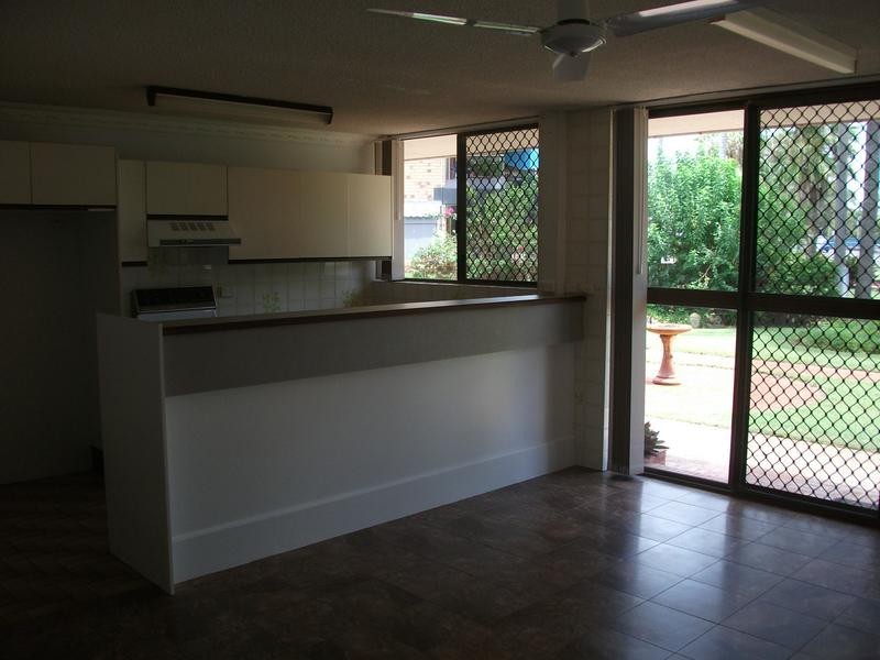 2/159 welsby, Bongaree QLD 4507