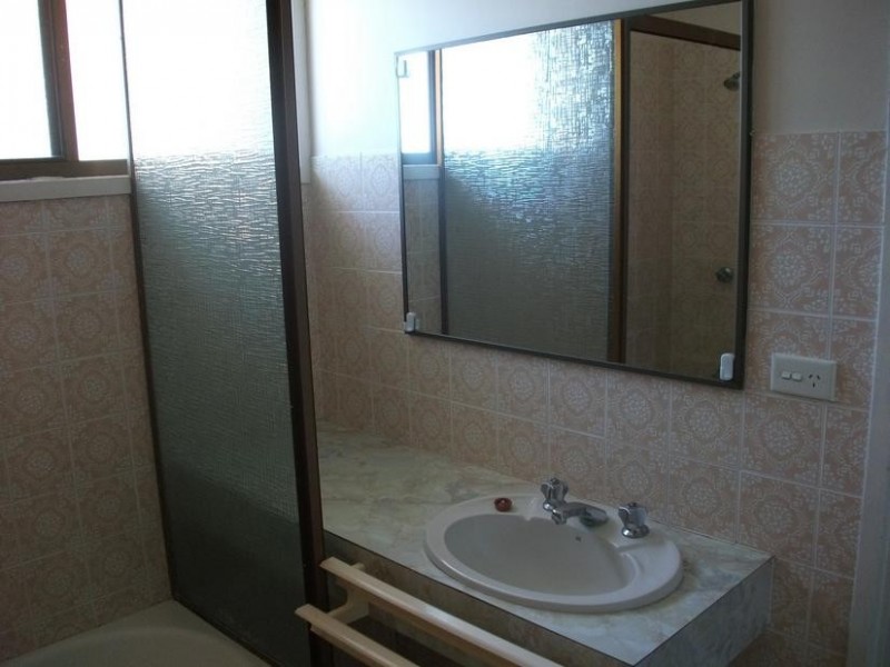 3/20 Winston, Bongaree QLD 4507