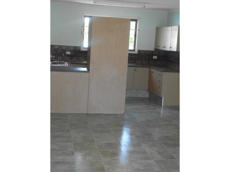 3/20 Winston, Bongaree QLD 4507