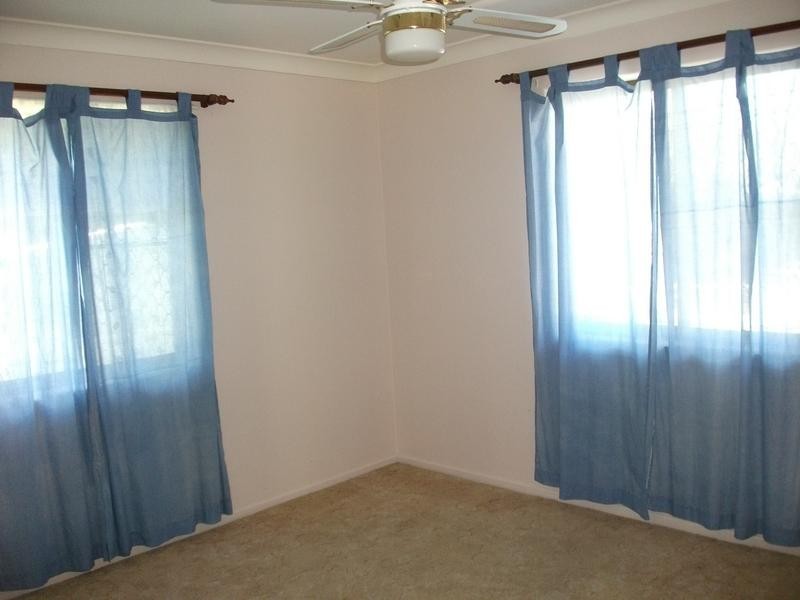 4 Taylor, Bongaree QLD 4507