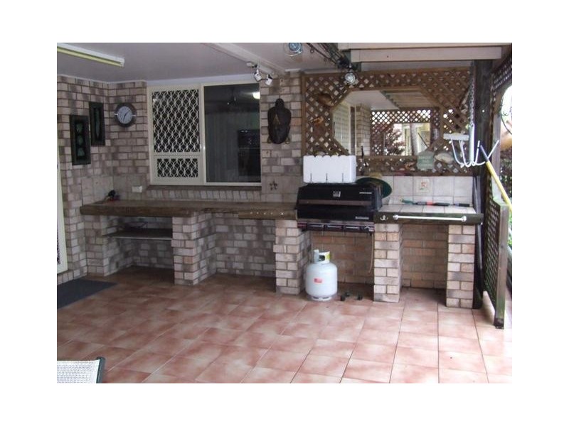 14 Hoya Crescent, Bribie Island QLD 4507