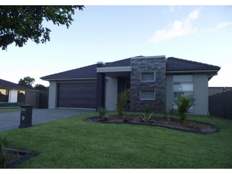 12 The Landing, Banksia Beach QLD 4507
