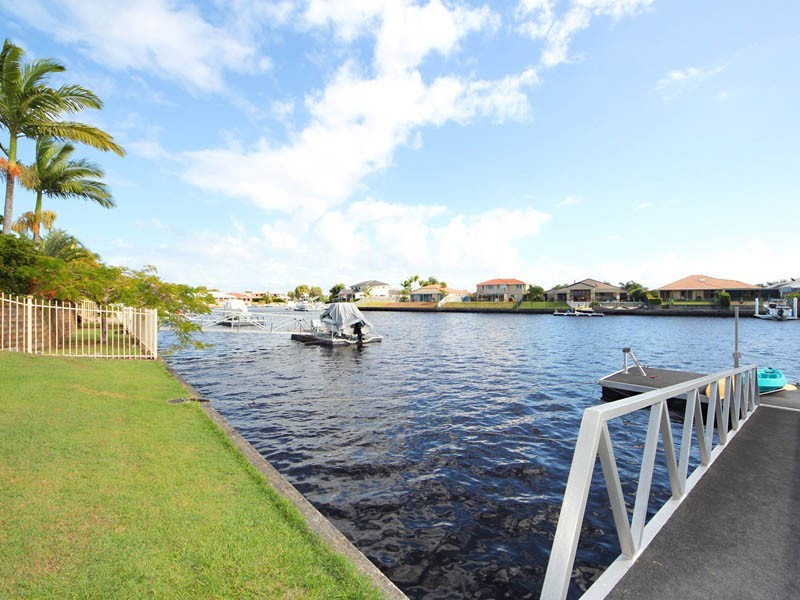 10 Trimaran Court, Banksia Beach QLD 4507