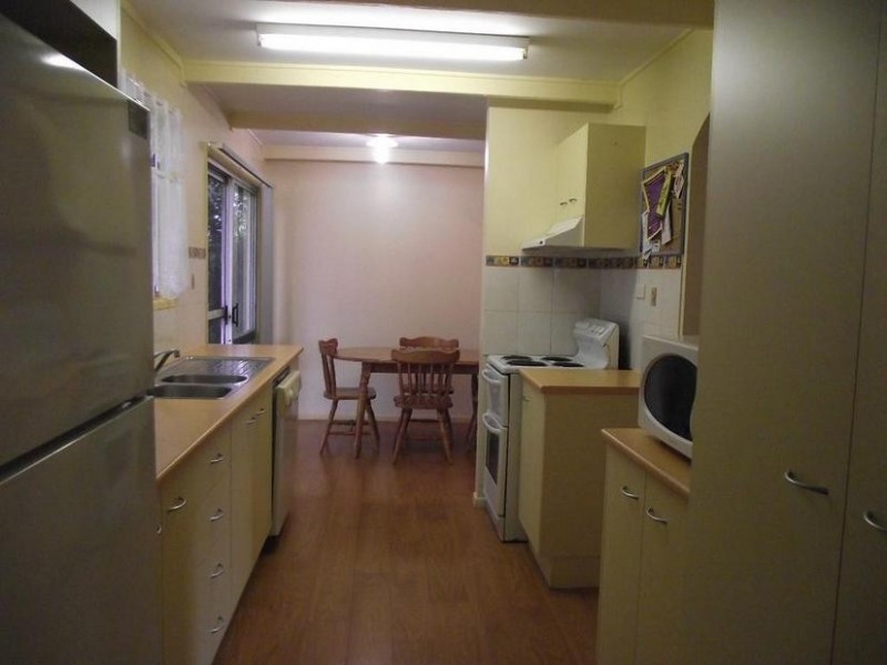 27 Wirraway Street, Bongaree QLD 4507