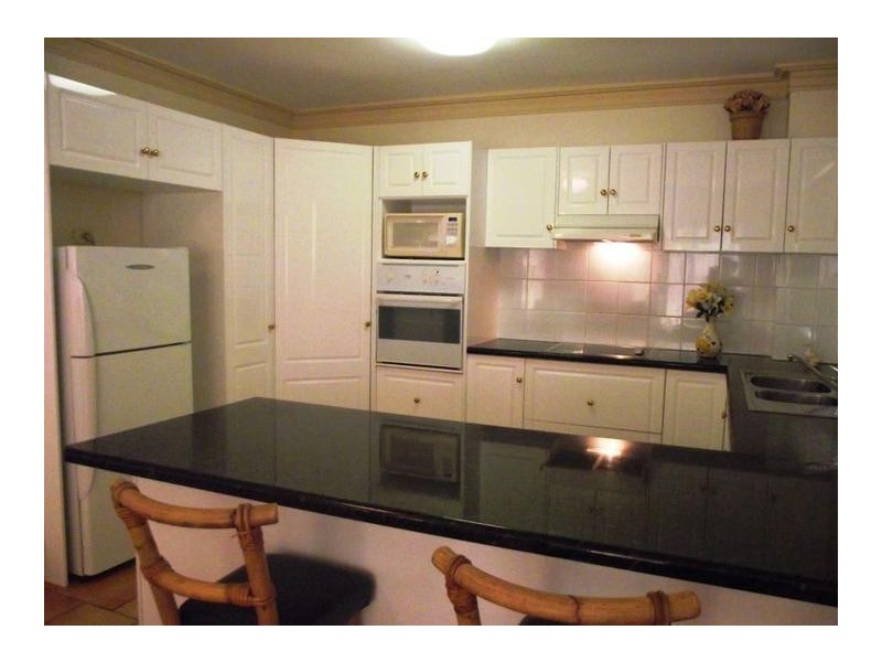 6/7 South Esplanade, Bongaree QLD 4507