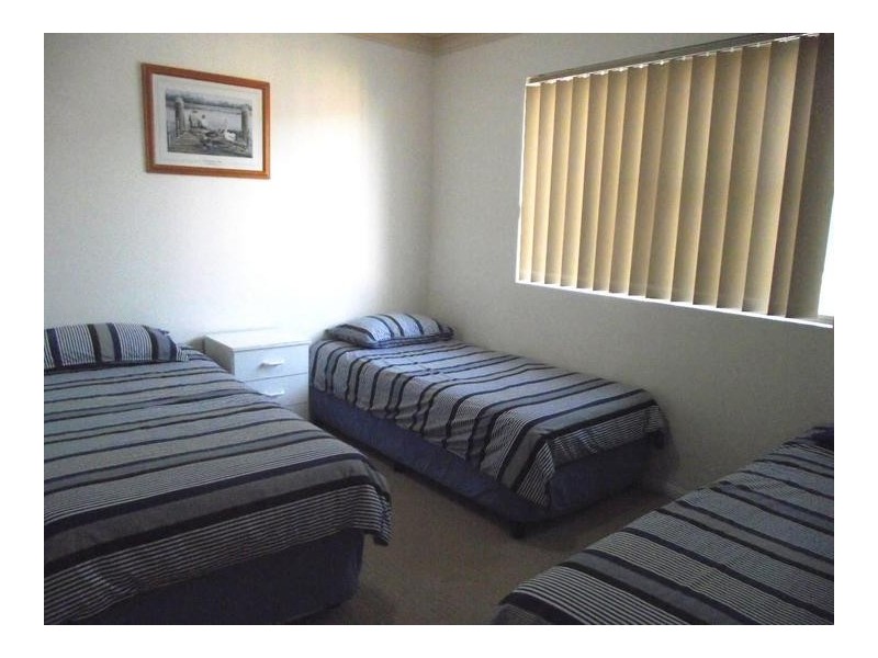 6/7 South Esplanade, Bongaree QLD 4507