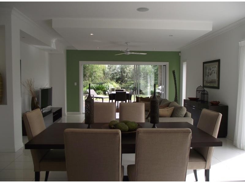 8 Riverstone Street, Ningi QLD 4511