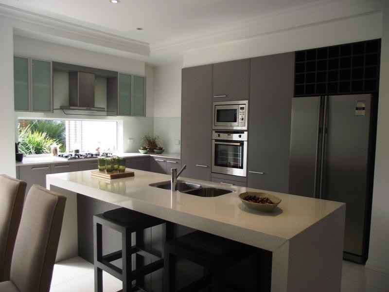 8 Riverstone Street, Ningi QLD 4511