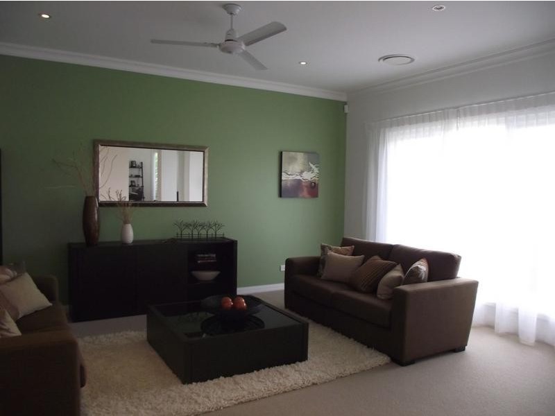 8 Riverstone Street, Ningi QLD 4511