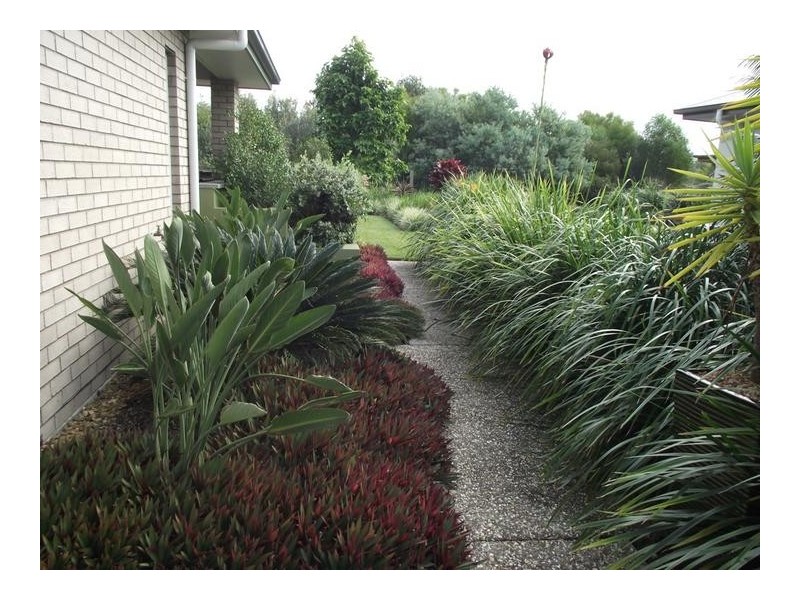 8 Riverstone Street, Ningi QLD 4511