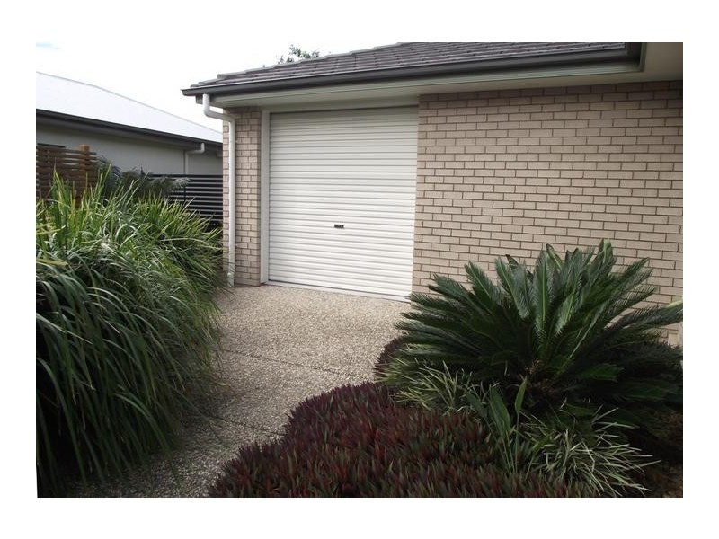 8 Riverstone Street, Ningi QLD 4511