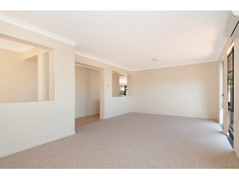 30 Aird Street, Sandstone Point QLD 4511