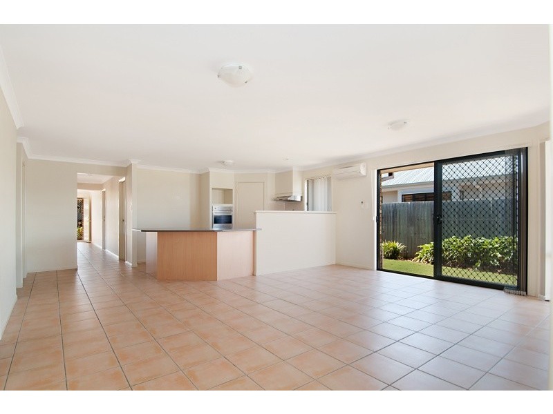 30 Aird Street, Sandstone Point QLD 4511