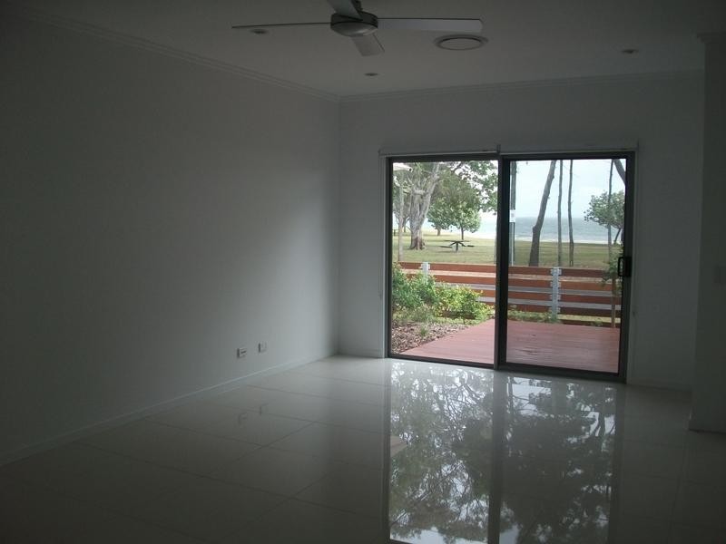 1/171 Welsby, Bongaree QLD 4507