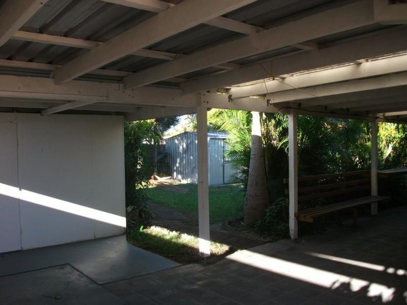 34 Jasmin, Bongaree QLD 4507