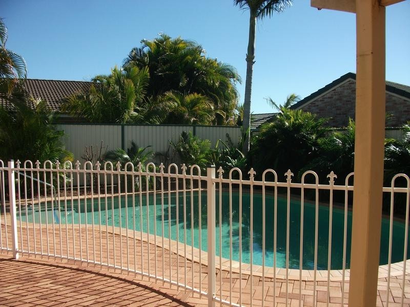 71 Jasmin, Bongaree QLD 4507