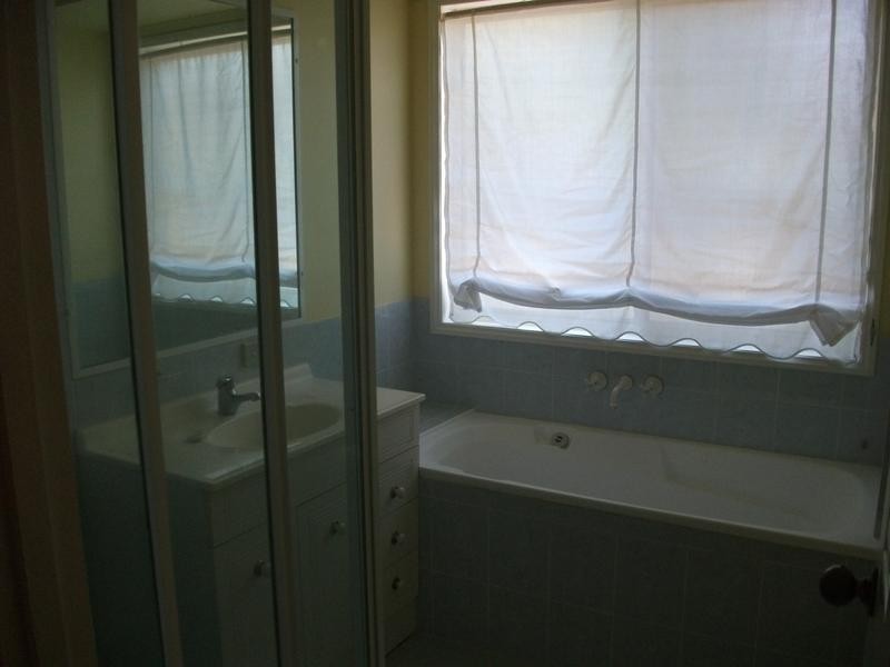 71 Jasmin, Bongaree QLD 4507