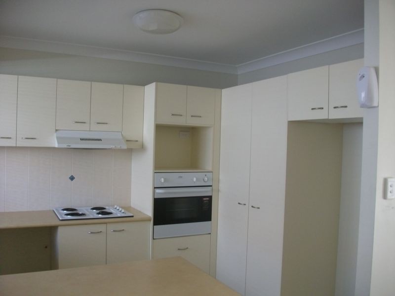 8/ Seabreeze, Sandstone Point QLD 4511