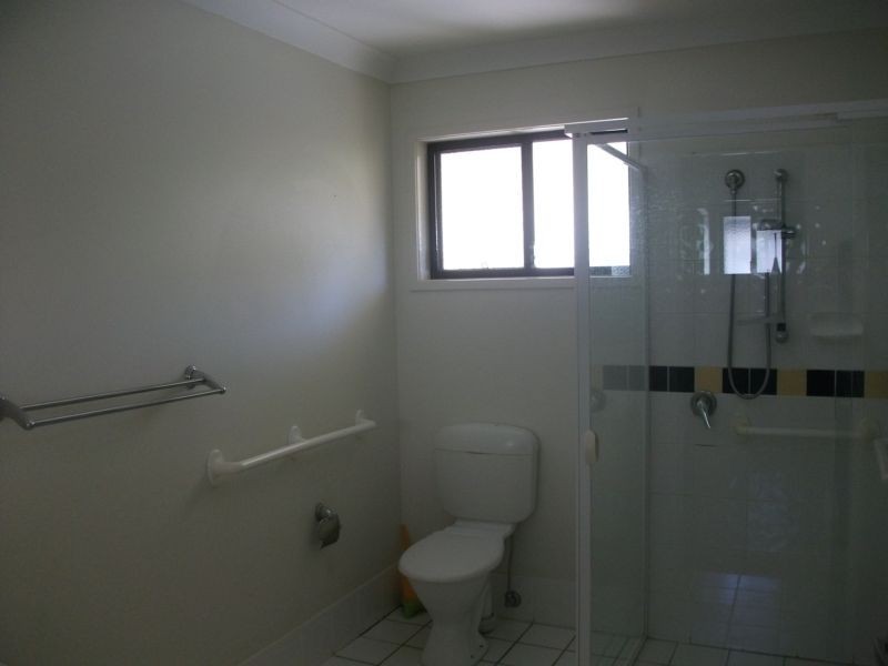 8/ Seabreeze, Sandstone Point QLD 4511