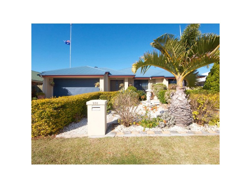 Sandstone Point QLD 4511