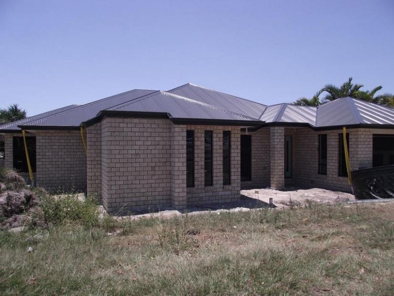 Sandstone Point QLD 4511