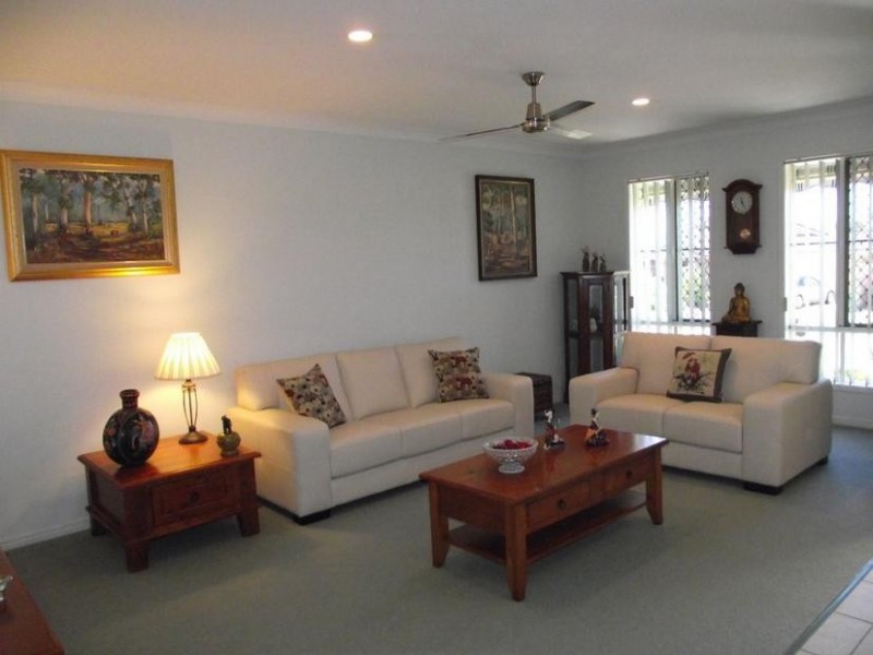 Sandstone Point QLD 4511