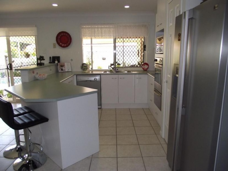 Sandstone Point QLD 4511