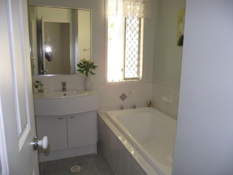 Sandstone Point QLD 4511