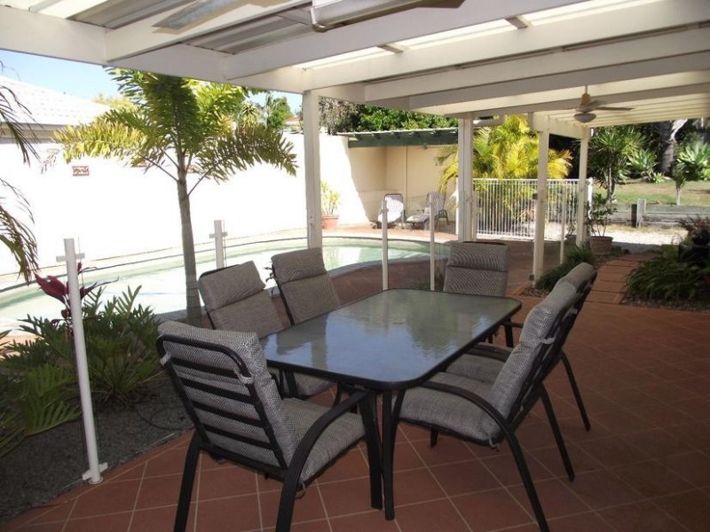 141 Bestman Road, Sandstone Point QLD 4511