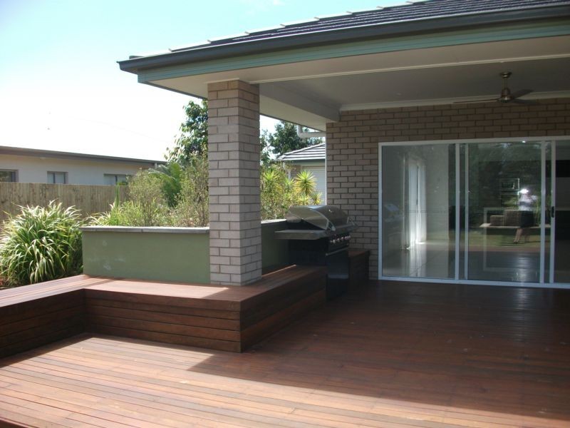 8 Riverstone, Ningi QLD 4511