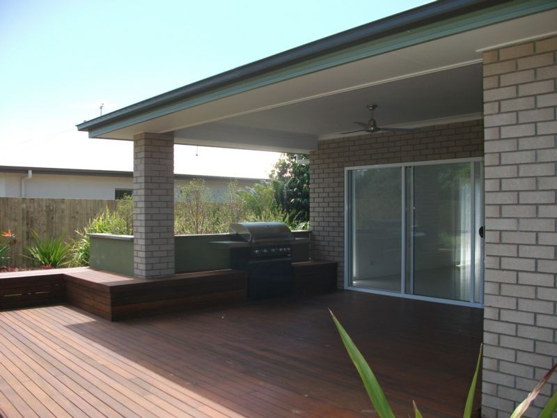 8 Riverstone, Ningi QLD 4511