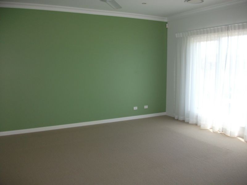 8 Riverstone, Ningi QLD 4511