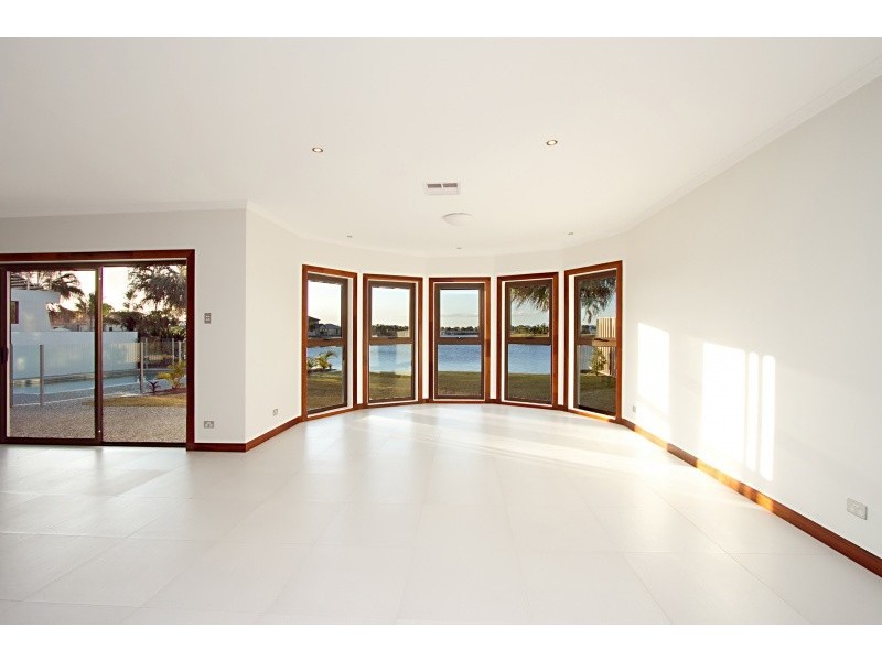 177 Marina Boulevard, Banksia Beach QLD 4507