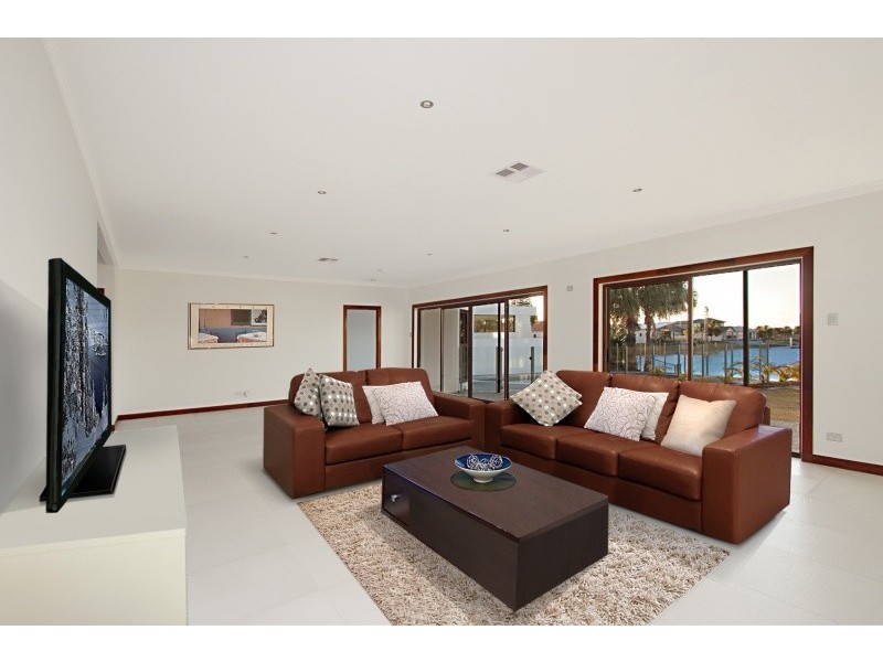 177 Marina Boulevard, Banksia Beach QLD 4507