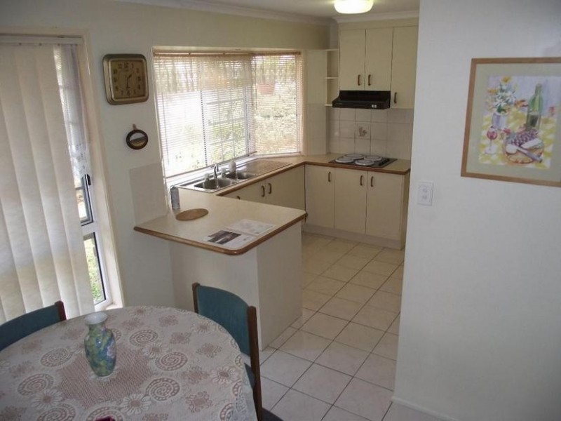 38 Lachlan Crescent, Sandstone Point QLD 4511