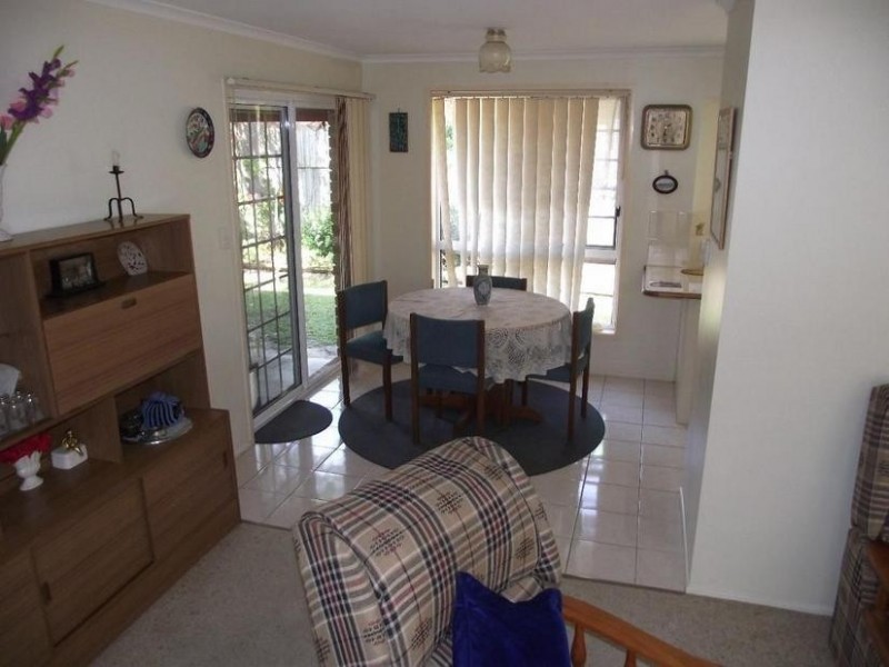 38 Lachlan Crescent, Sandstone Point QLD 4511