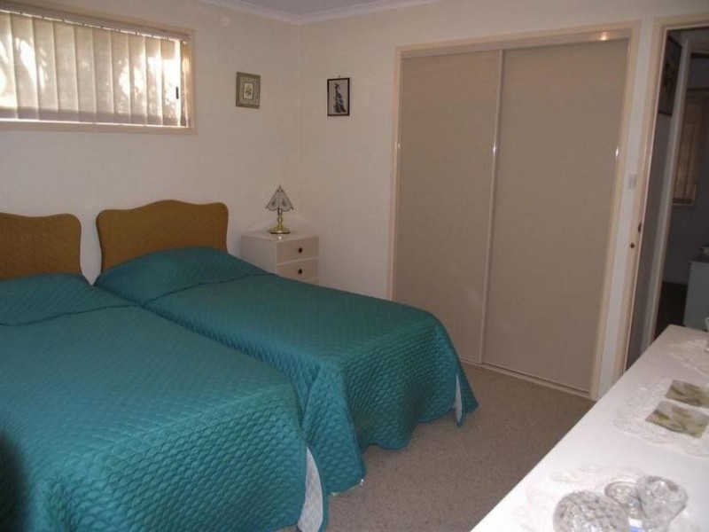 38 Lachlan Crescent, Sandstone Point QLD 4511