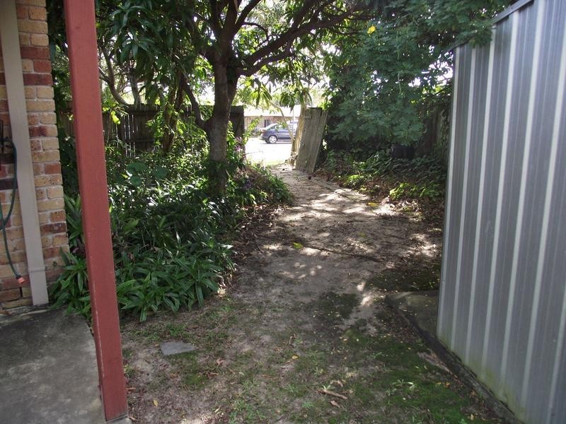 38 Lachlan Crescent, Sandstone Point QLD 4511