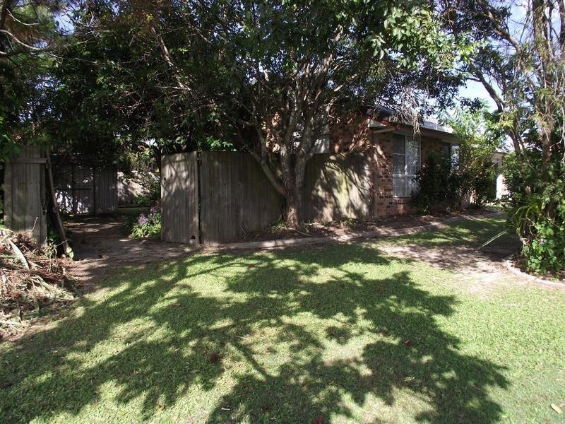 38 Lachlan Crescent, Sandstone Point QLD 4511