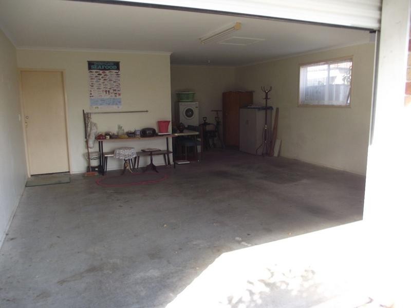 38 Lachlan Crescent, Sandstone Point QLD 4511