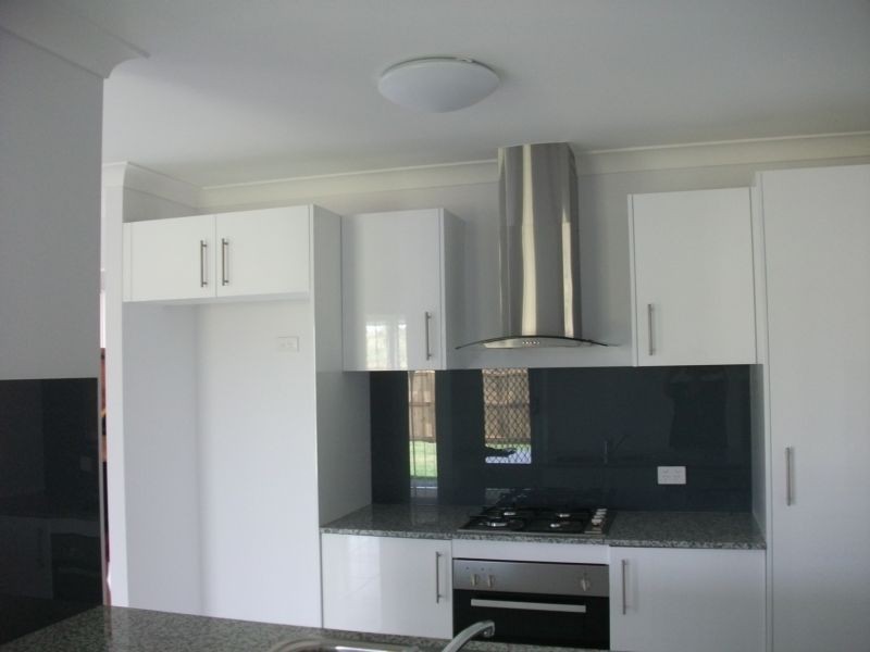 18 Broadleaf, Ningi QLD 4511