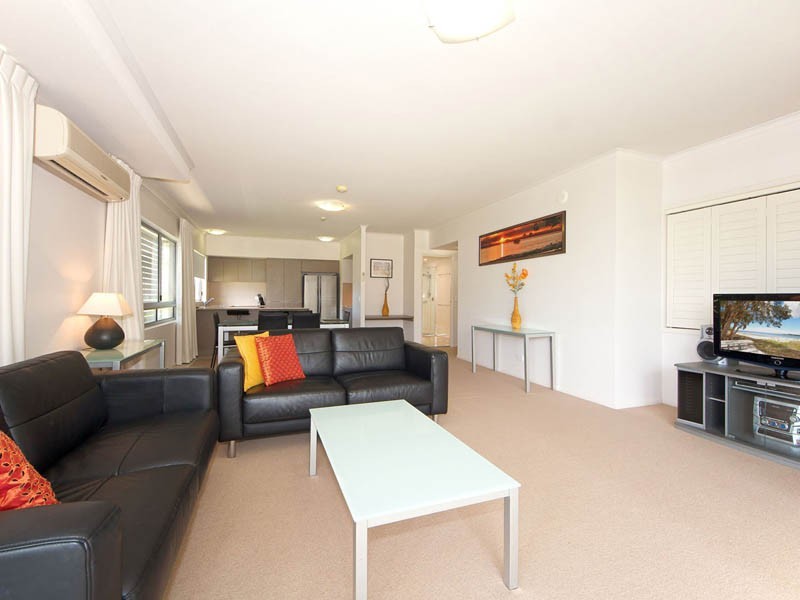 7/6 Dolphin Drive, Bongaree QLD 4507