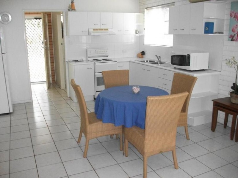 1/103 Welsby Parade, Bongaree QLD 4507