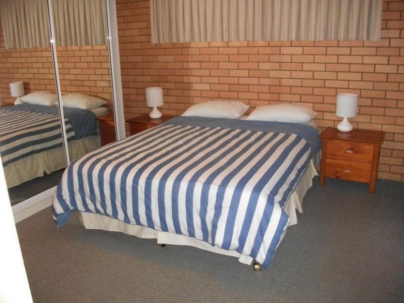1/103 Welsby Parade, Bongaree QLD 4507