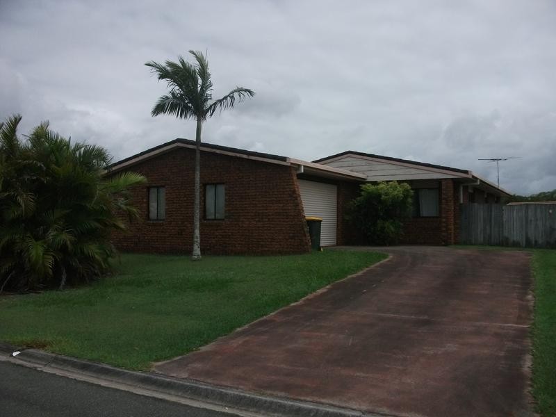 30 Camellia, Bongaree QLD 4507