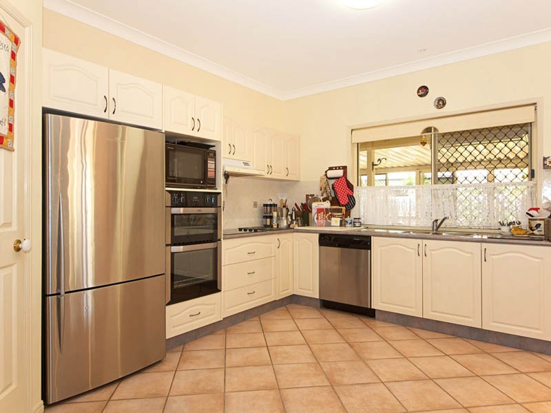 3 Seafarer Place, Banksia Beach QLD 4507