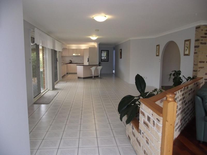 6 Cutter Court, Banksia Beach QLD 4507