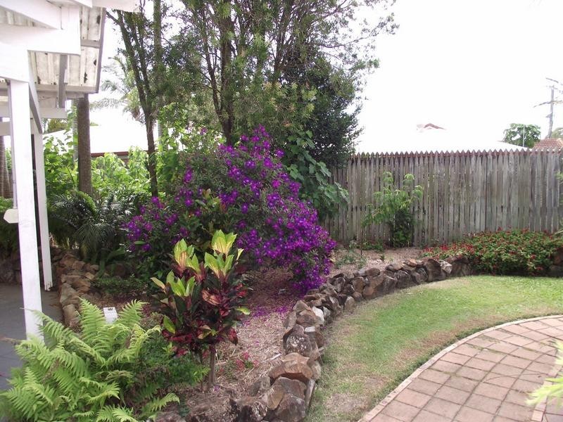 6 Cutter Court, Banksia Beach QLD 4507