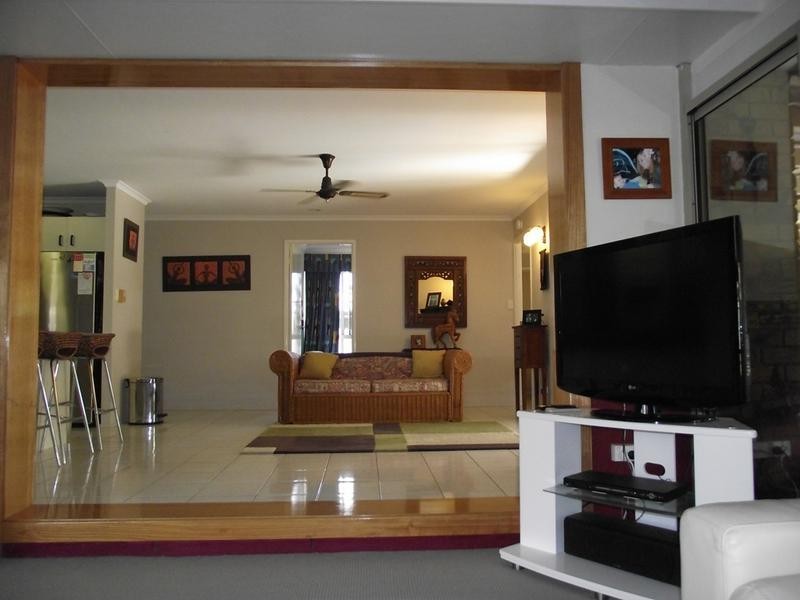 Sandstone Point QLD 4511